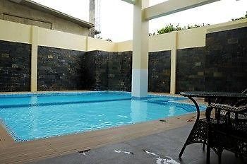 Tancor 3 Residential Suites Cebu Bagian luar foto